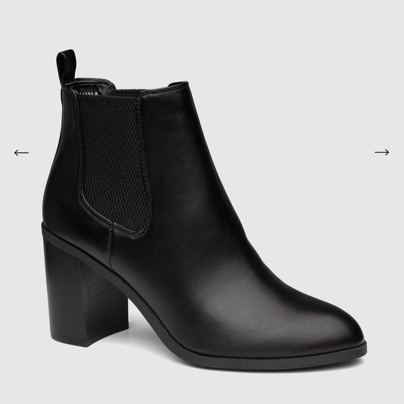 Novo Blocked Ankle Boot(New in Box) - Picture 1 of 7